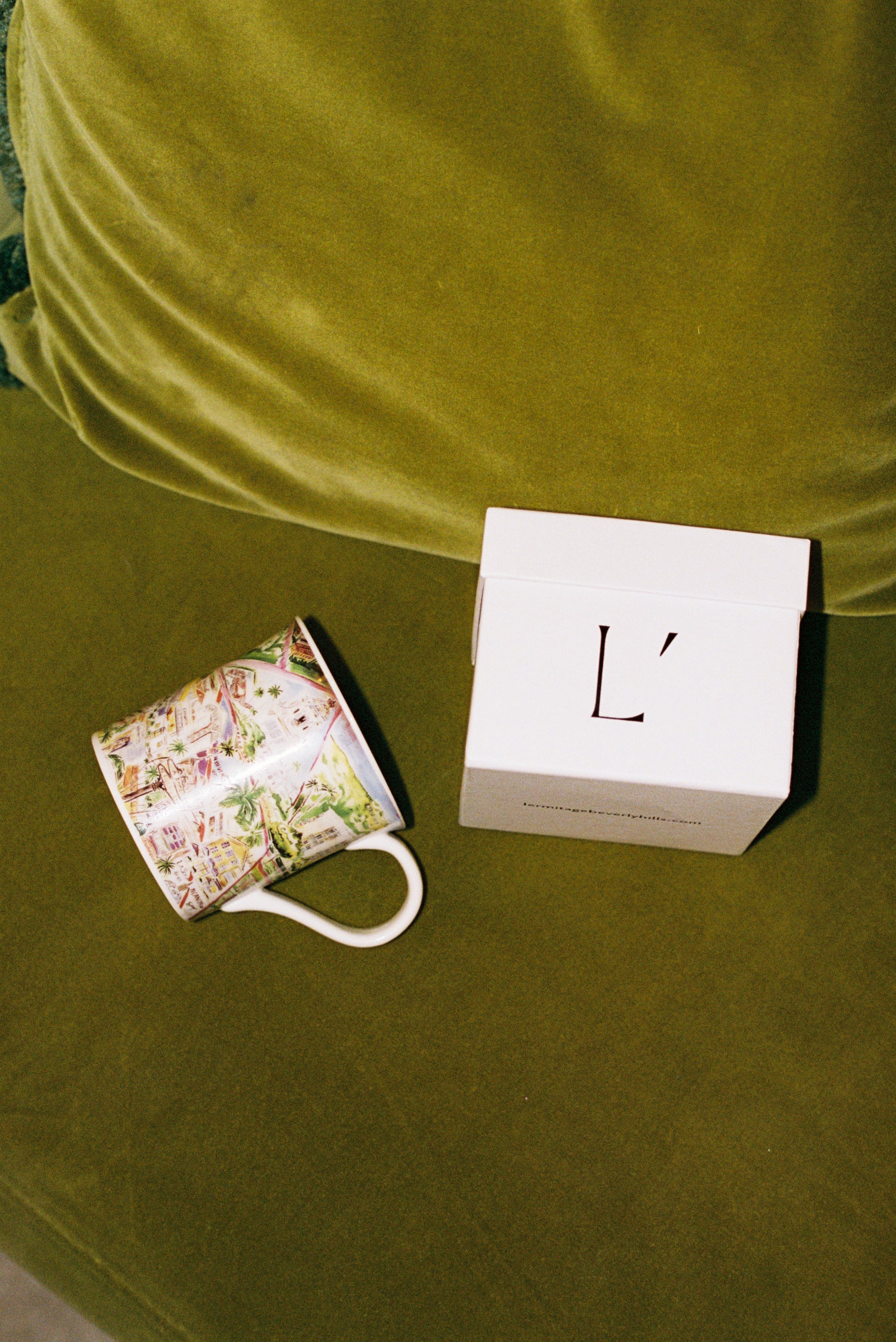 L'Ermitage Signature Mug